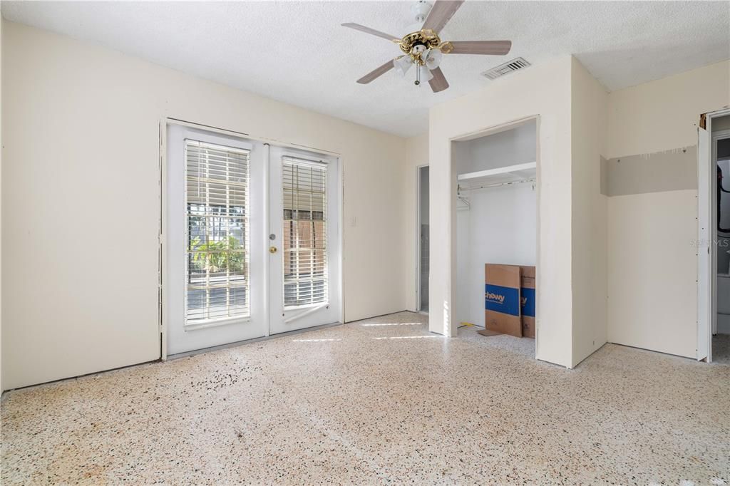 For Sale: $399,000 (4 beds, 3 baths, 2762 Square Feet)