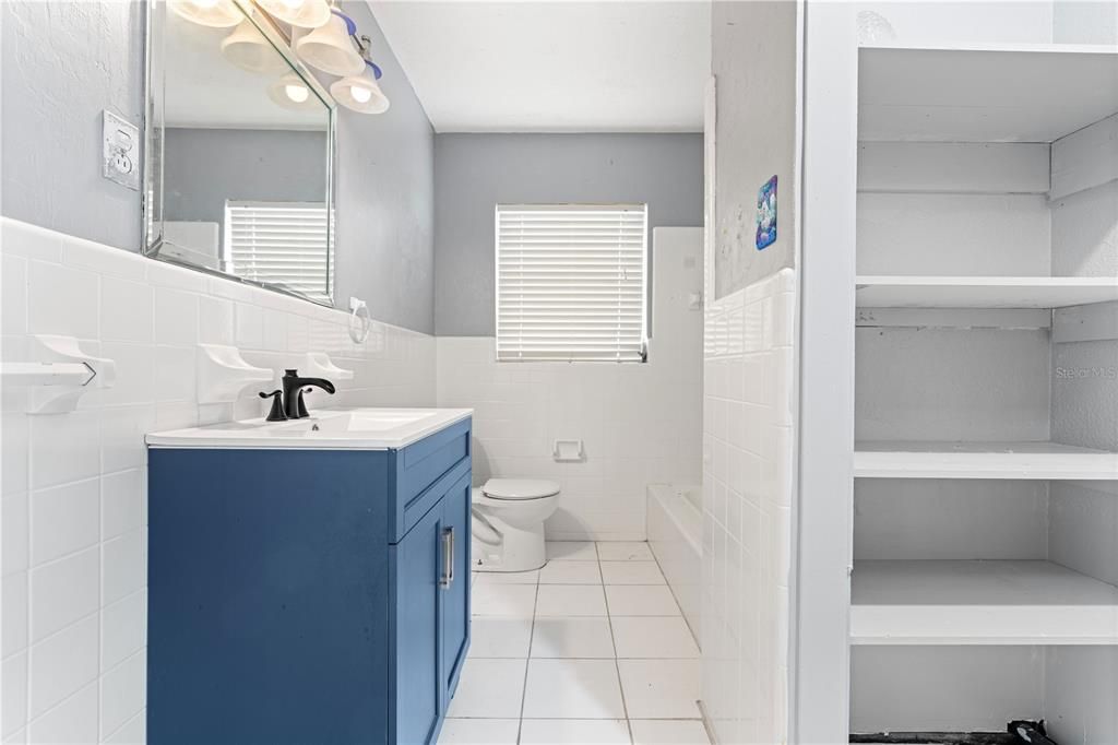 For Sale: $399,000 (4 beds, 3 baths, 2762 Square Feet)