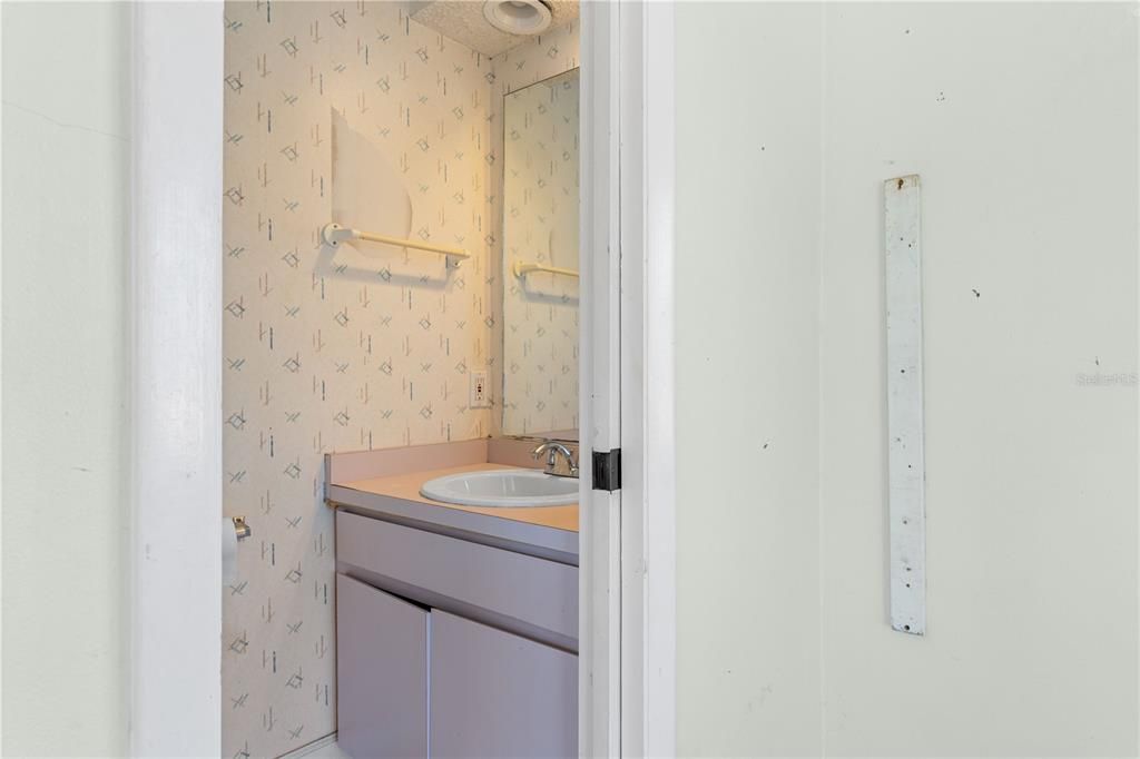 For Sale: $399,000 (4 beds, 3 baths, 2762 Square Feet)