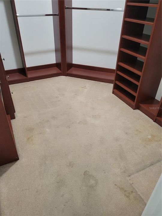 В аренду: $2,600 (3 спален, 2 ванн, 1810 Квадратных фут)