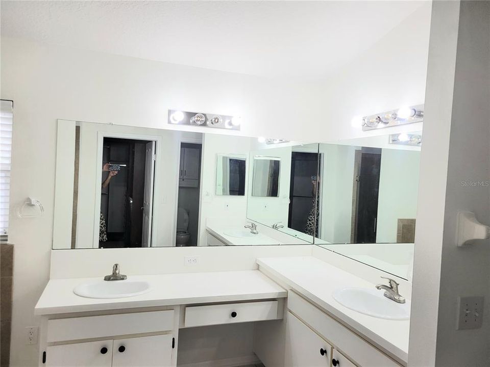 В аренду: $2,600 (3 спален, 2 ванн, 1810 Квадратных фут)