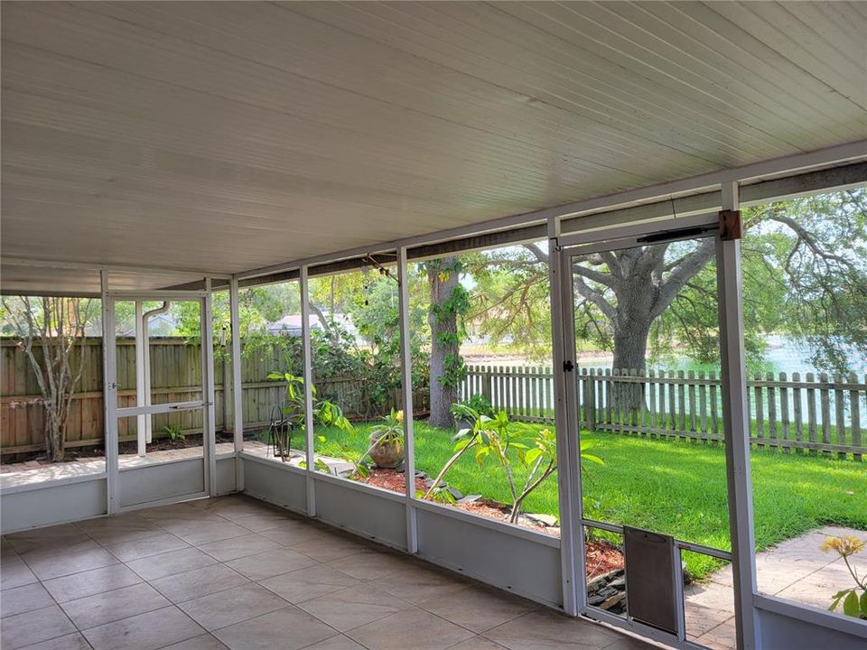 В аренду: $2,600 (3 спален, 2 ванн, 1810 Квадратных фут)