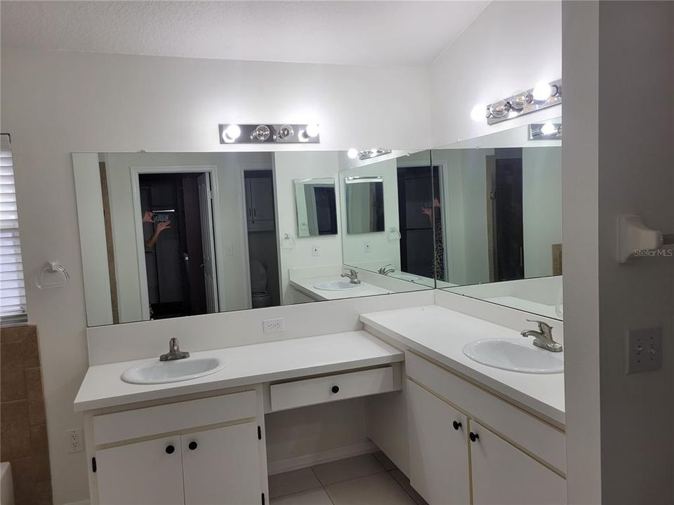 В аренду: $2,600 (3 спален, 2 ванн, 1810 Квадратных фут)