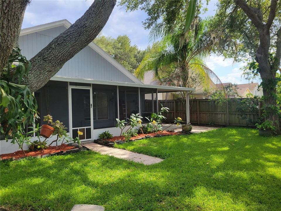 В аренду: $2,600 (3 спален, 2 ванн, 1810 Квадратных фут)