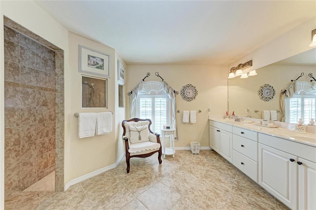 For Sale: $469,900 (3 beds, 2 baths, 2149 Square Feet)