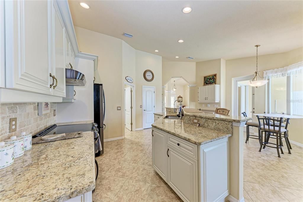 For Sale: $469,900 (3 beds, 2 baths, 2149 Square Feet)