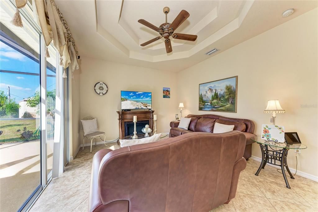 For Sale: $469,900 (3 beds, 2 baths, 2149 Square Feet)