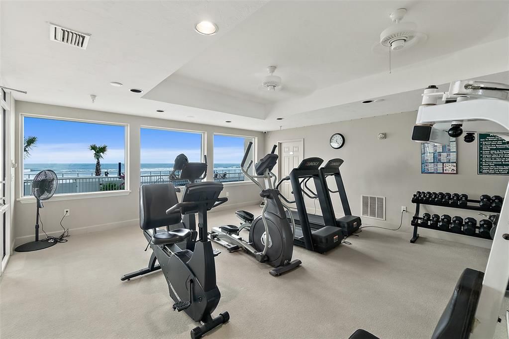 En Venta: $529,900 (2 camas, 2 baños, 1860 Pies cuadrados)