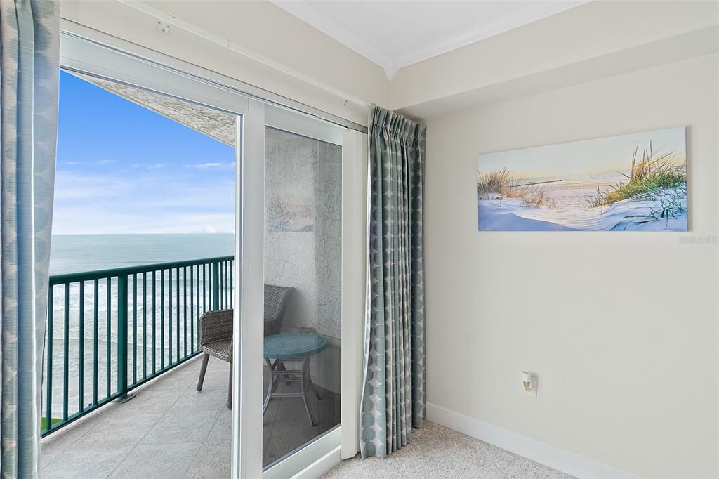 En Venta: $529,900 (2 camas, 2 baños, 1860 Pies cuadrados)