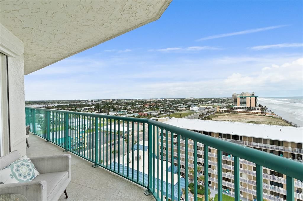 En Venta: $529,900 (2 camas, 2 baños, 1860 Pies cuadrados)