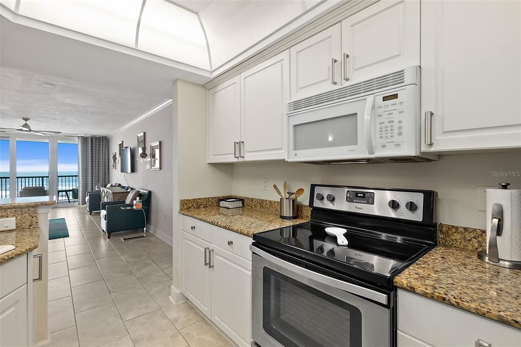 En Venta: $529,900 (2 camas, 2 baños, 1860 Pies cuadrados)