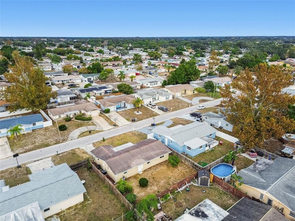 待售: $255,000 (2 贝兹, 2 浴室, 984 平方英尺)