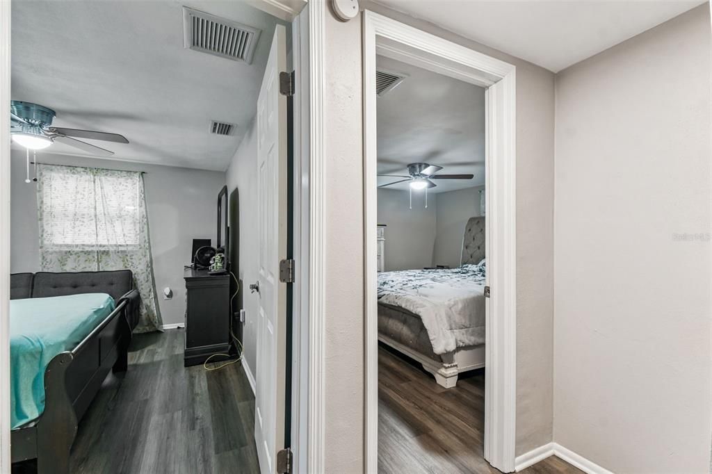 待售: $255,000 (2 贝兹, 2 浴室, 984 平方英尺)