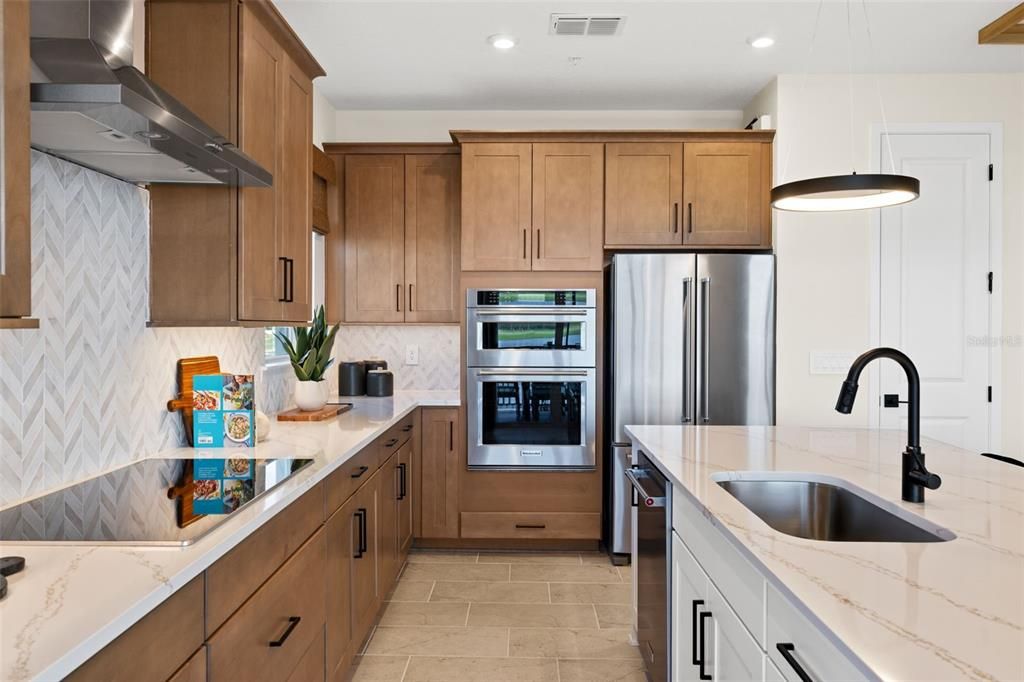 For Sale: $499,000 (3 beds, 2 baths, 2316 Square Feet)