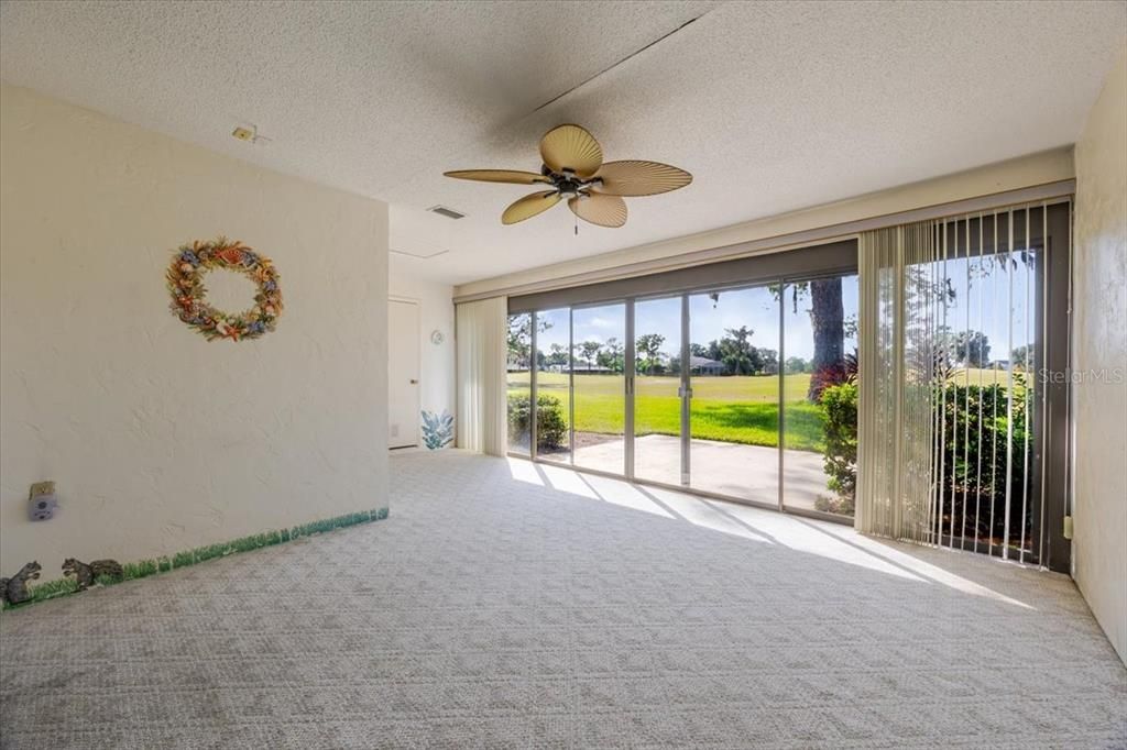 For Sale: $190,000 (2 beds, 2 baths, 1886 Square Feet)