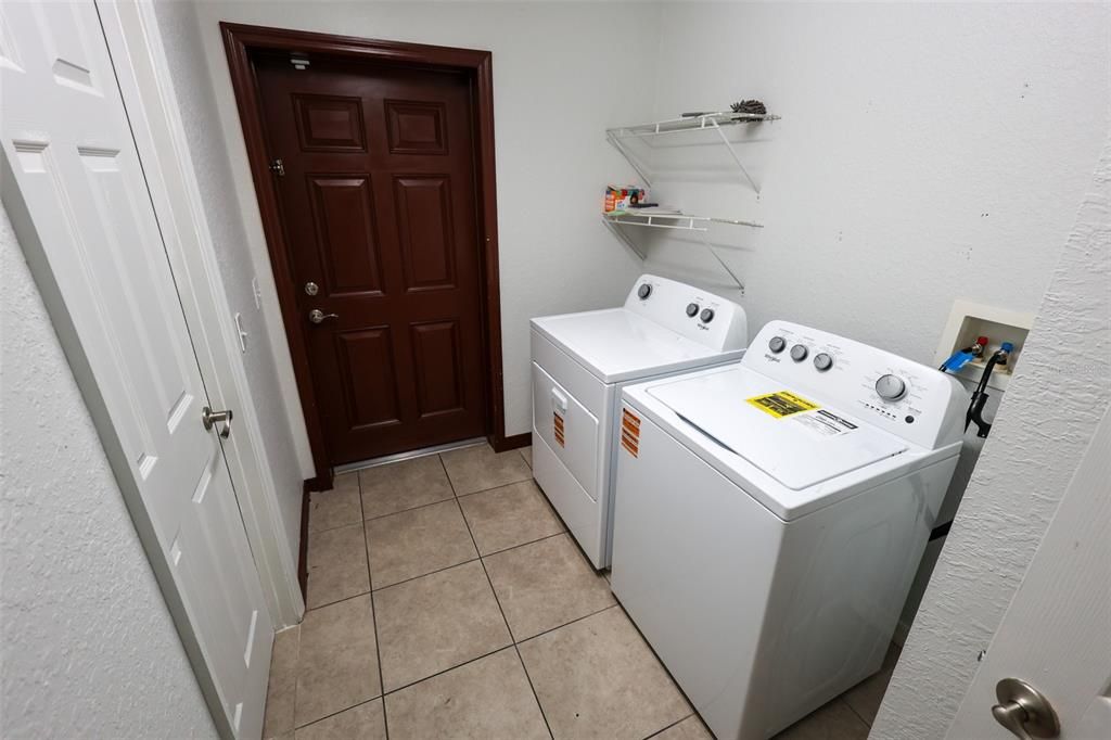 For Rent: $2,500 (3 beds, 2 baths, 1317 Square Feet)