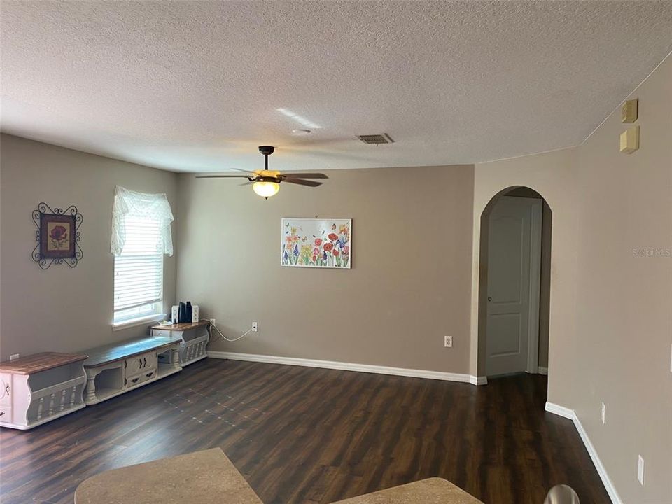 For Rent: $1,750 (2 beds, 2 baths, 1268 Square Feet)