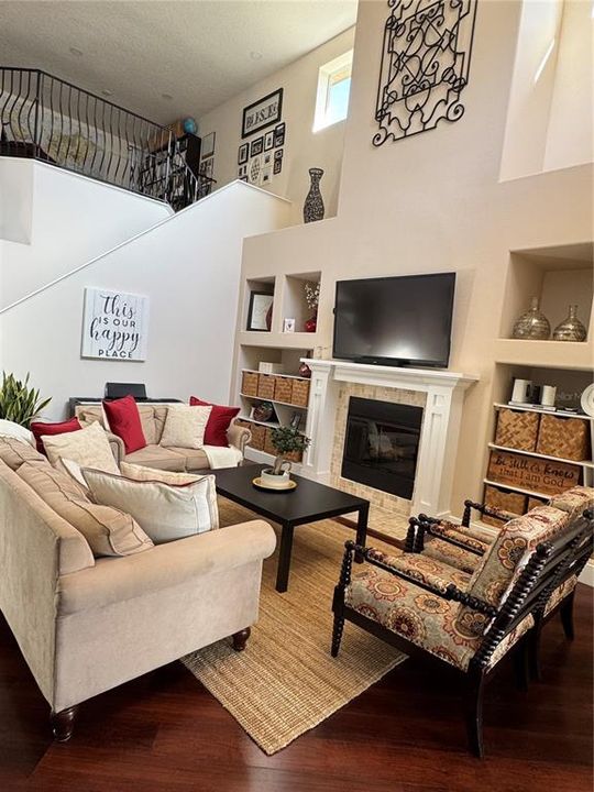 En Venta: $1,190,000 (5 camas, 5 baños, 3322 Pies cuadrados)