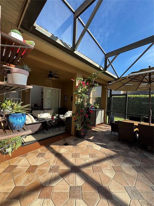 En Venta: $1,190,000 (5 camas, 5 baños, 3322 Pies cuadrados)