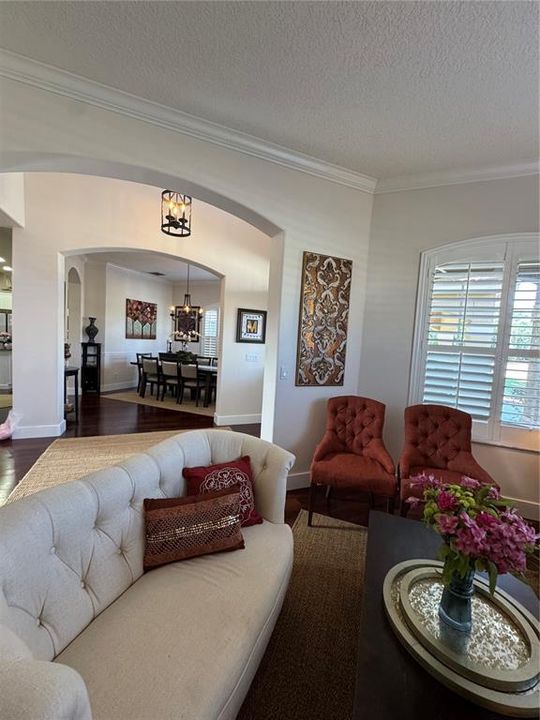 En Venta: $1,190,000 (5 camas, 5 baños, 3322 Pies cuadrados)