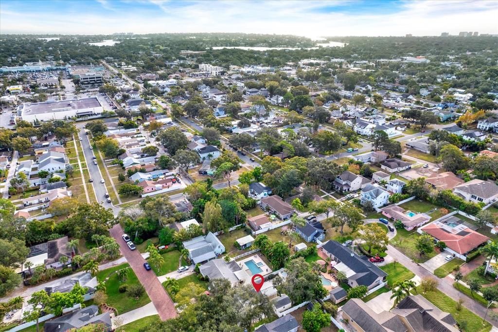 En Venta: $699,000 (3 camas, 2 baños, 1258 Pies cuadrados)