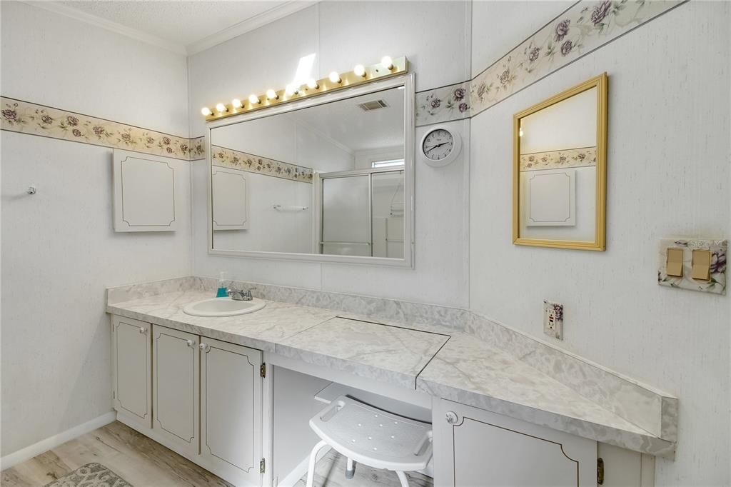 For Sale: $175,000 (3 beds, 2 baths, 1456 Square Feet)