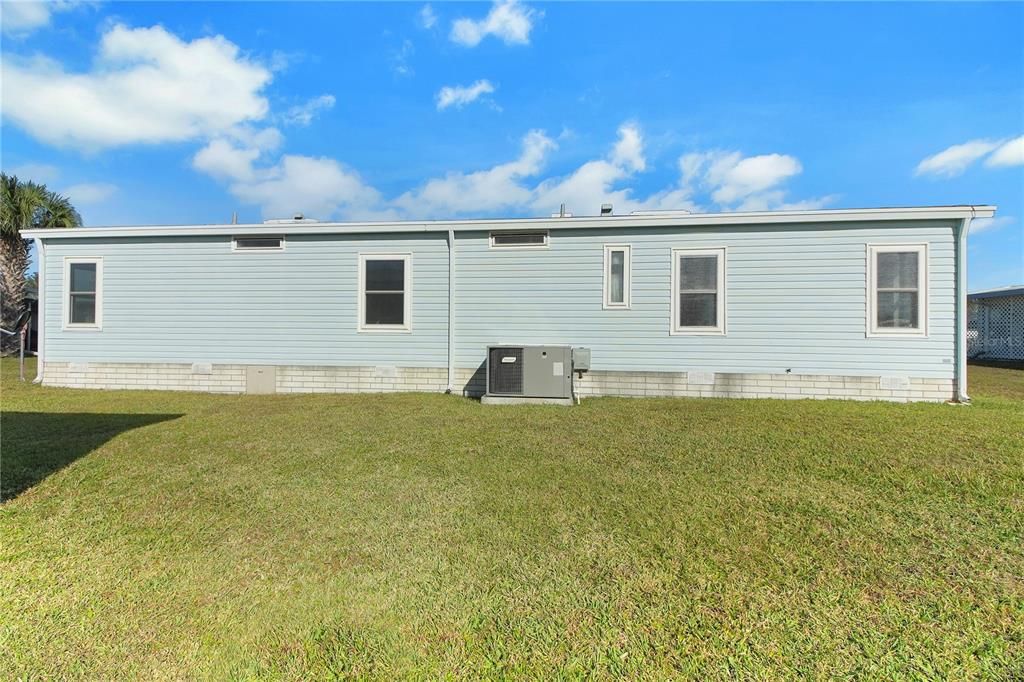 For Sale: $175,000 (3 beds, 2 baths, 1456 Square Feet)