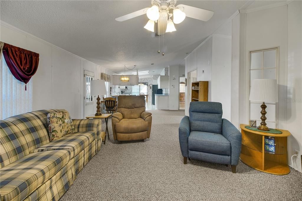 For Sale: $175,000 (3 beds, 2 baths, 1456 Square Feet)