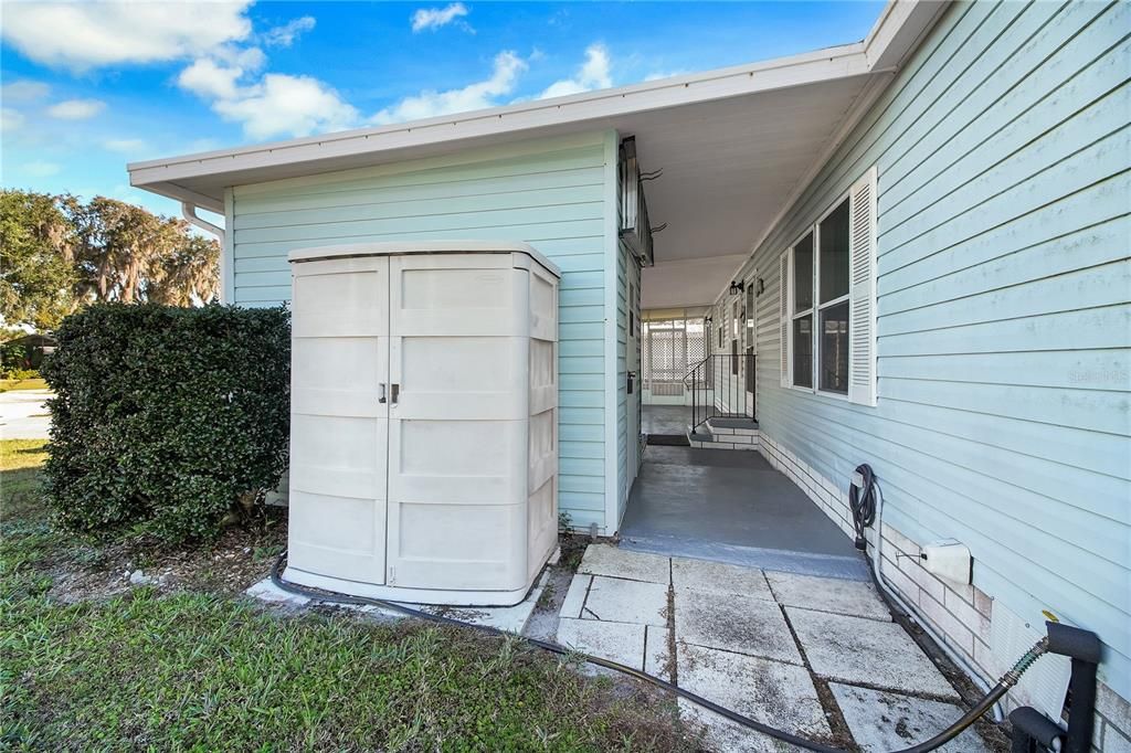 For Sale: $175,000 (3 beds, 2 baths, 1456 Square Feet)