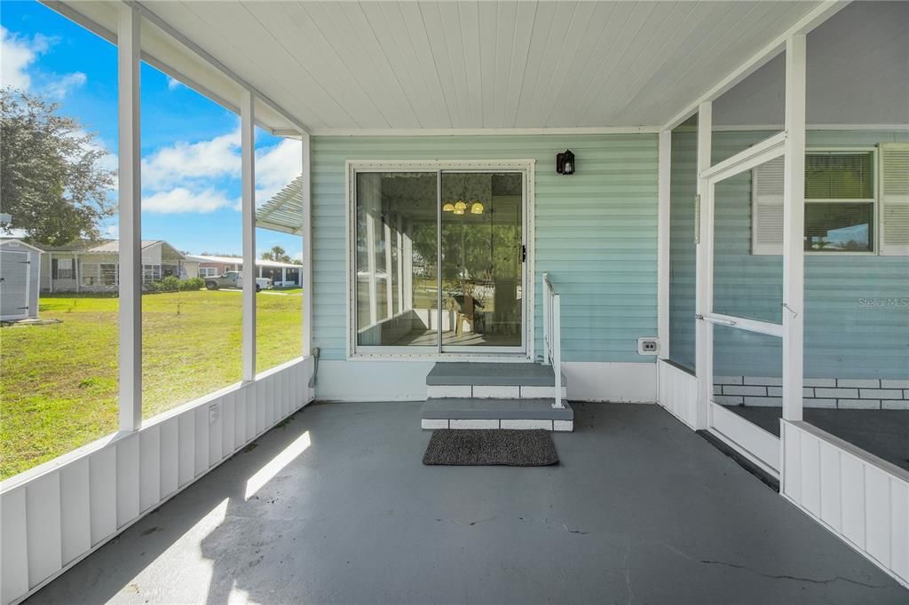 For Sale: $175,000 (3 beds, 2 baths, 1456 Square Feet)