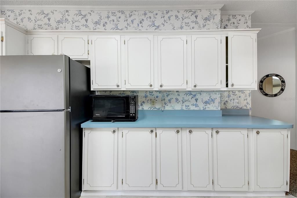 For Sale: $175,000 (3 beds, 2 baths, 1456 Square Feet)