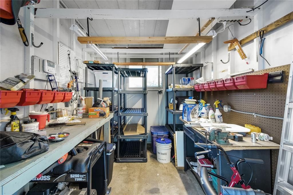 For Sale: $175,000 (3 beds, 2 baths, 1456 Square Feet)