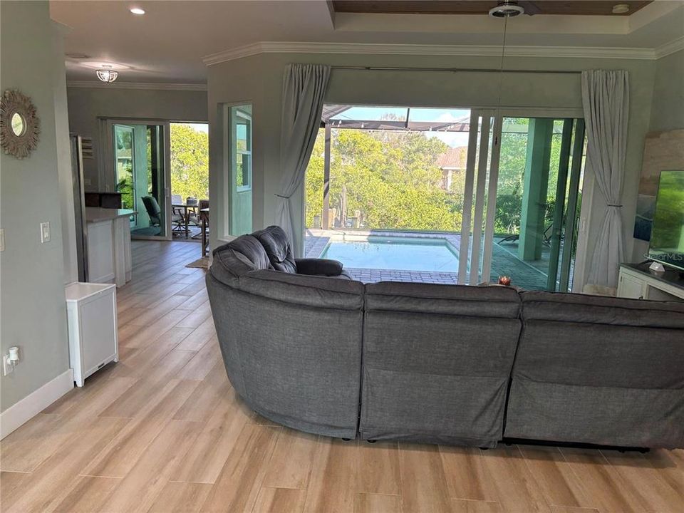 На продажу: $874,900 (3 спален, 2 ванн, 1862 Квадратных фут)