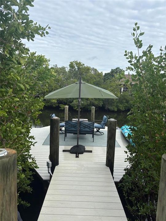 На продажу: $874,900 (3 спален, 2 ванн, 1862 Квадратных фут)