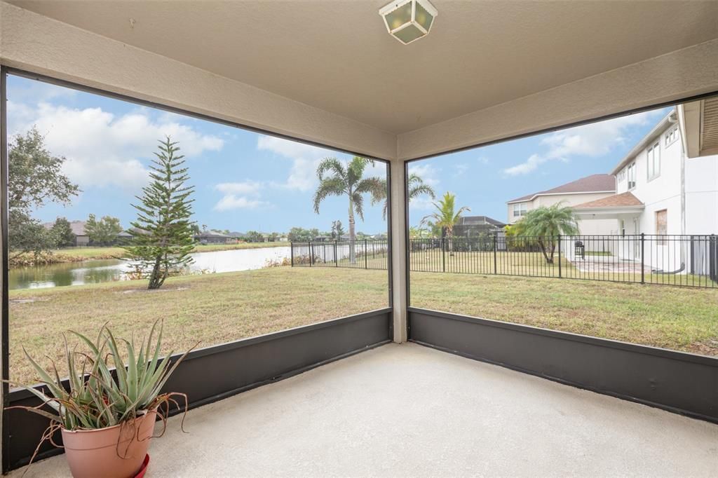 For Sale: $325,000 (3 beds, 2 baths, 1744 Square Feet)