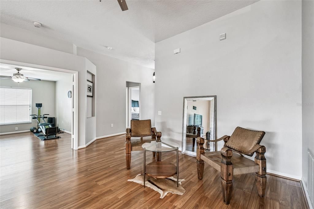 В аренду: $2,495 (3 спален, 2 ванн, 1708 Квадратных фут)