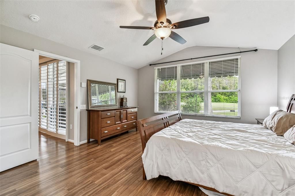 В аренду: $2,495 (3 спален, 2 ванн, 1708 Квадратных фут)