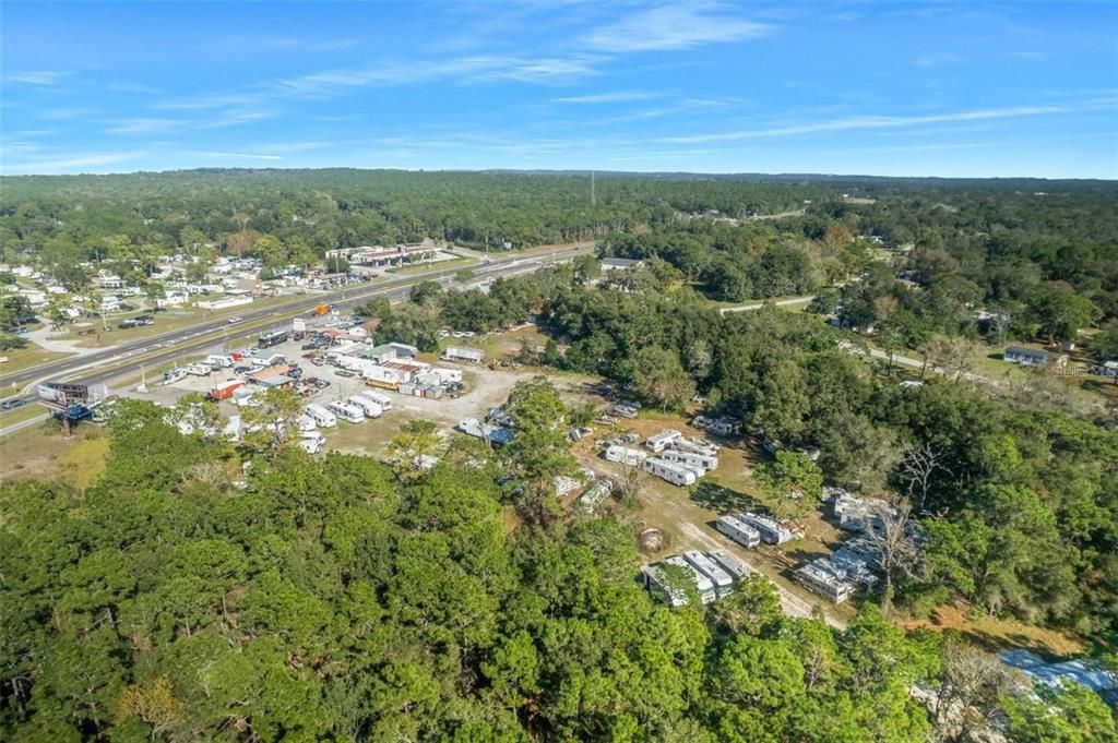 На продажу: $2,300,000 (6.93 acres)