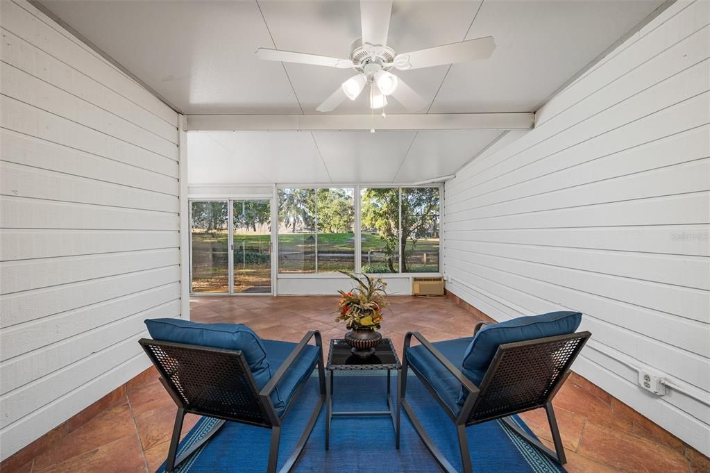 En Venta: $215,000 (2 camas, 2 baños, 1410 Pies cuadrados)