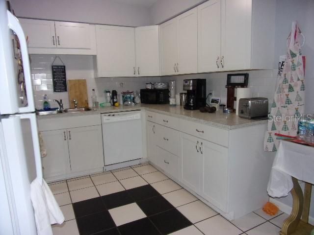 出租: $1,650 (3 贝兹, 2 浴室, 1152 平方英尺)