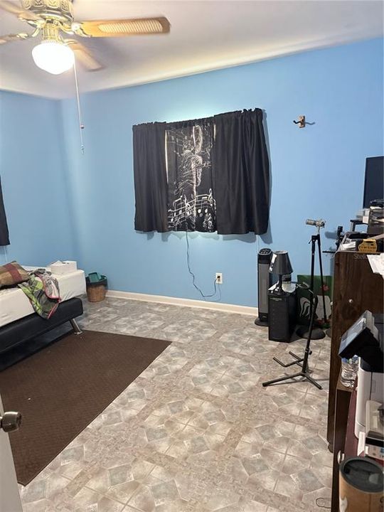 En Venta: $405,000 (3 camas, 2 baños, 1791 Pies cuadrados)