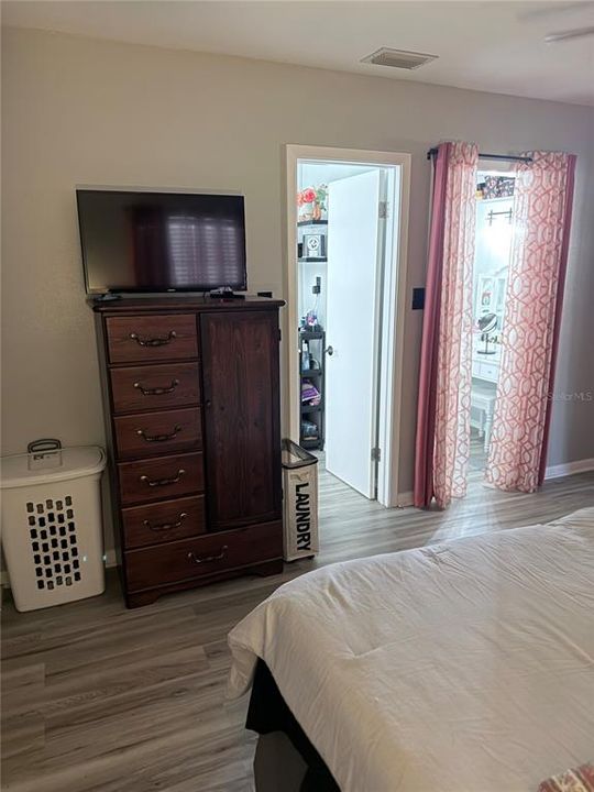 En Venta: $405,000 (3 camas, 2 baños, 1791 Pies cuadrados)