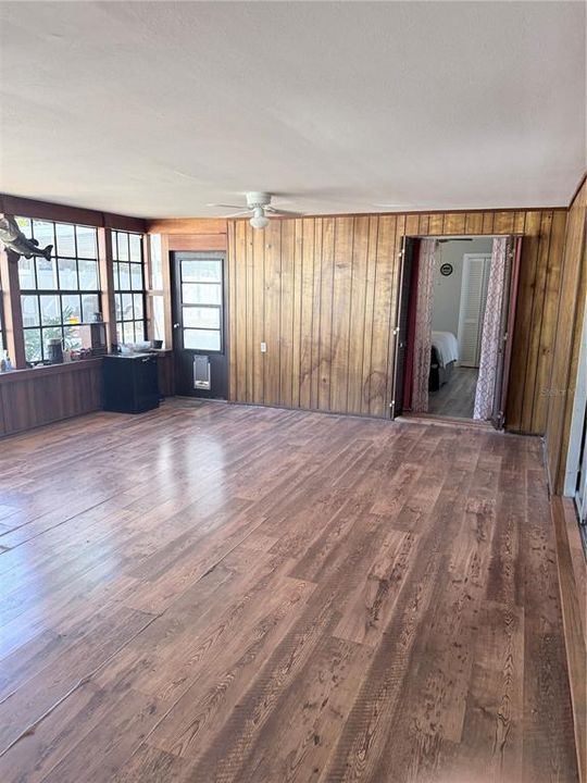 En Venta: $405,000 (3 camas, 2 baños, 1791 Pies cuadrados)