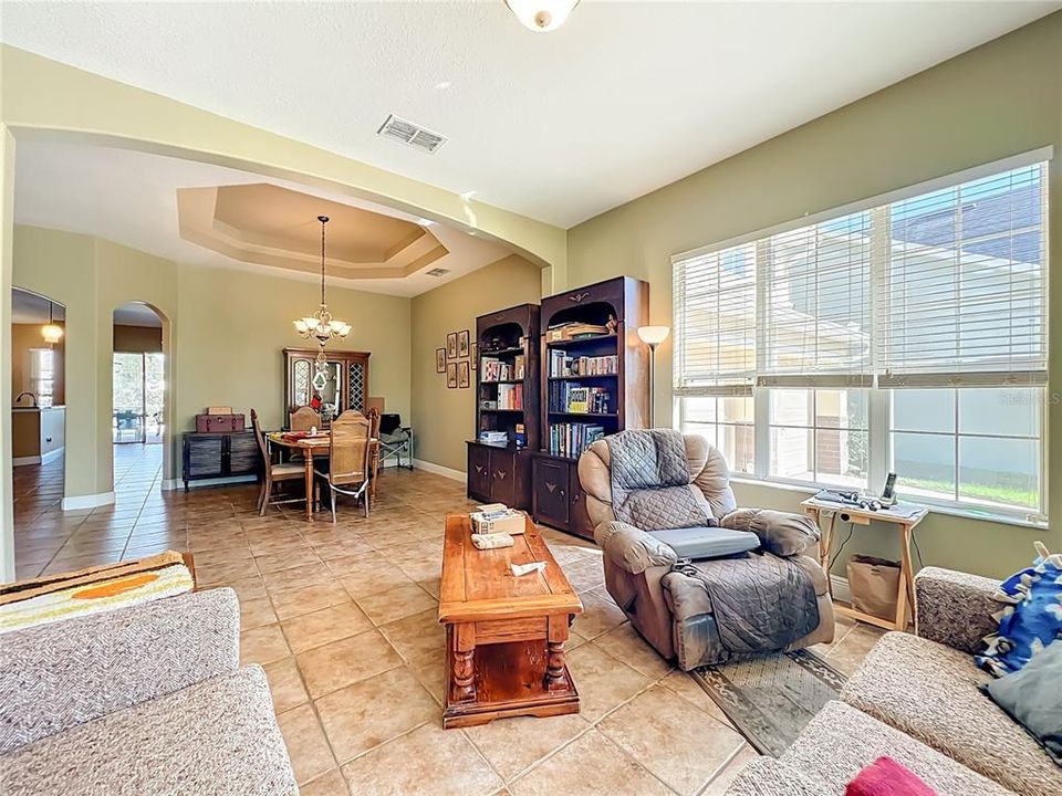 待售: $609,900 (4 贝兹, 3 浴室, 2773 平方英尺)