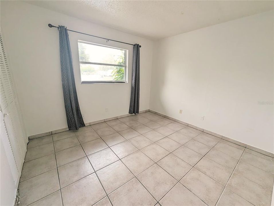 В аренду: $1,300 (2 спален, 2 ванн, 880 Квадратных фут)