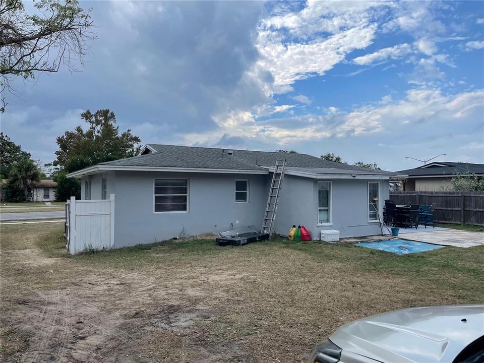 待售: $310,000 (3 贝兹, 1 浴室, 1336 平方英尺)