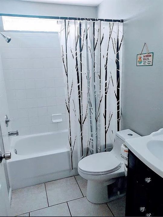 待售: $285,000 (3 贝兹, 2 浴室, 1233 平方英尺)