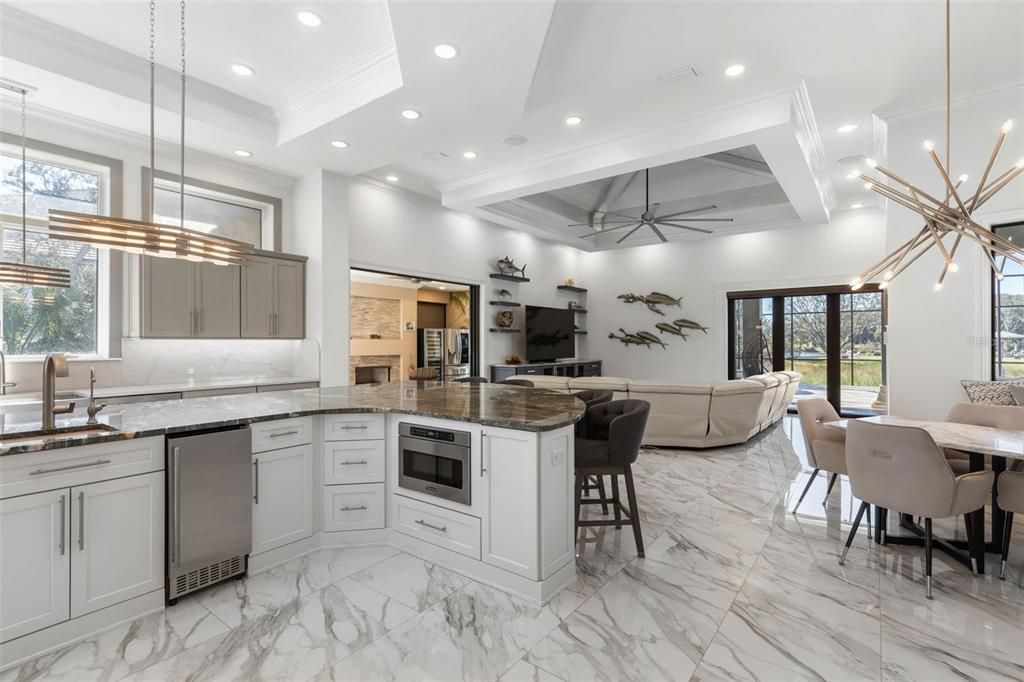 待售: $3,298,500 (5 贝兹, 5 浴室, 5581 平方英尺)