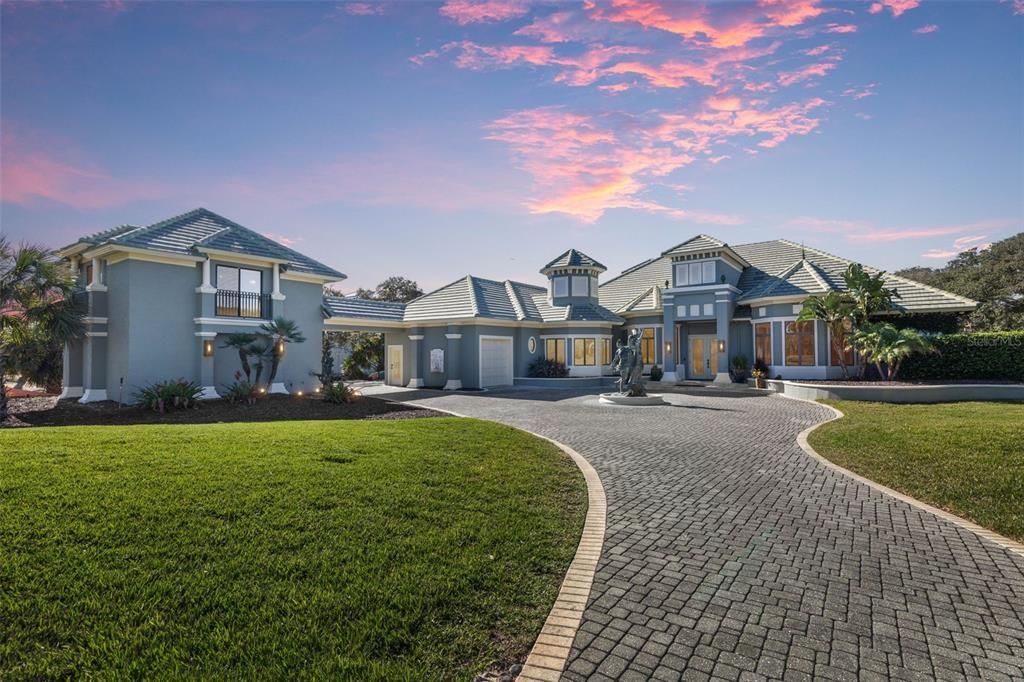 待售: $3,298,500 (5 贝兹, 5 浴室, 5581 平方英尺)