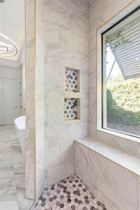 待售: $3,298,500 (5 贝兹, 5 浴室, 5581 平方英尺)